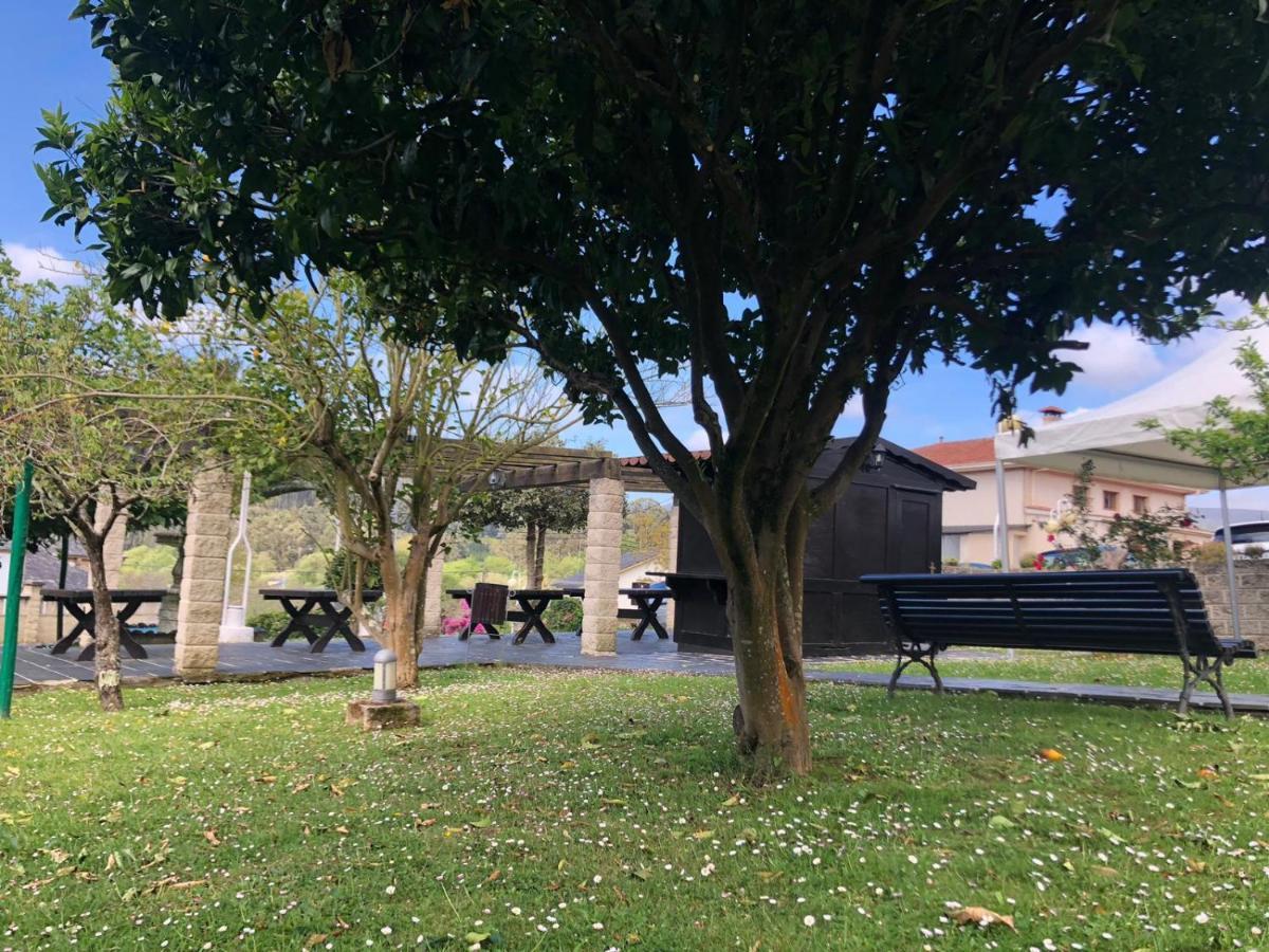 O Val Do Naseiro Hotel Viveiro Luaran gambar