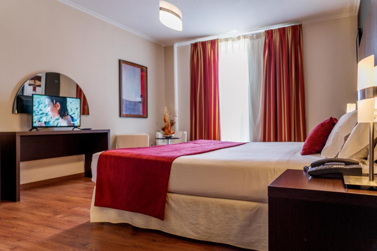 O Val Do Naseiro Hotel Viveiro Luaran gambar